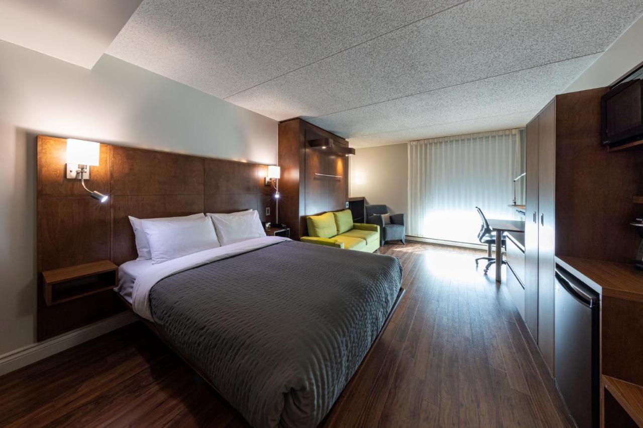 Hotel & Suites Normandin Quebec Bagian luar foto