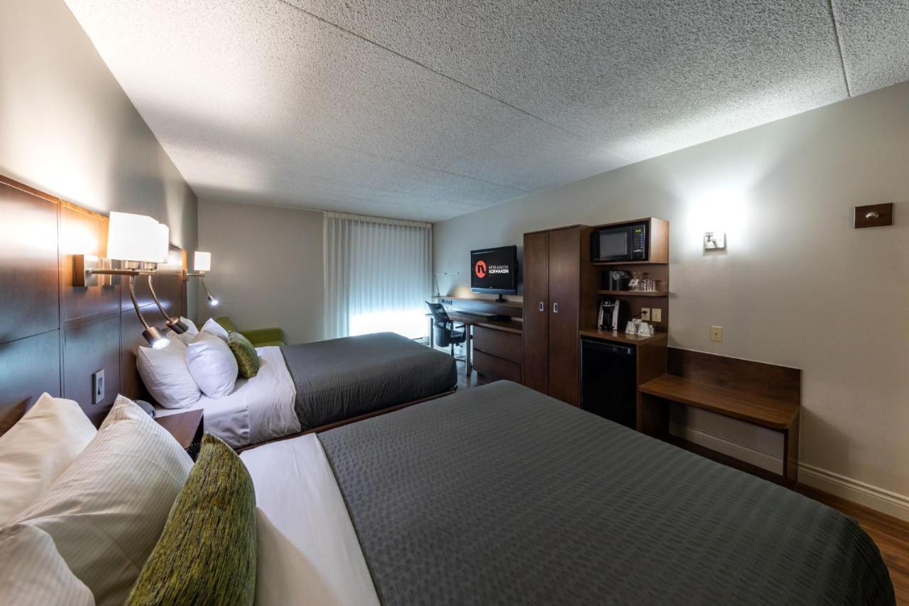 Hotel & Suites Normandin Quebec Bagian luar foto