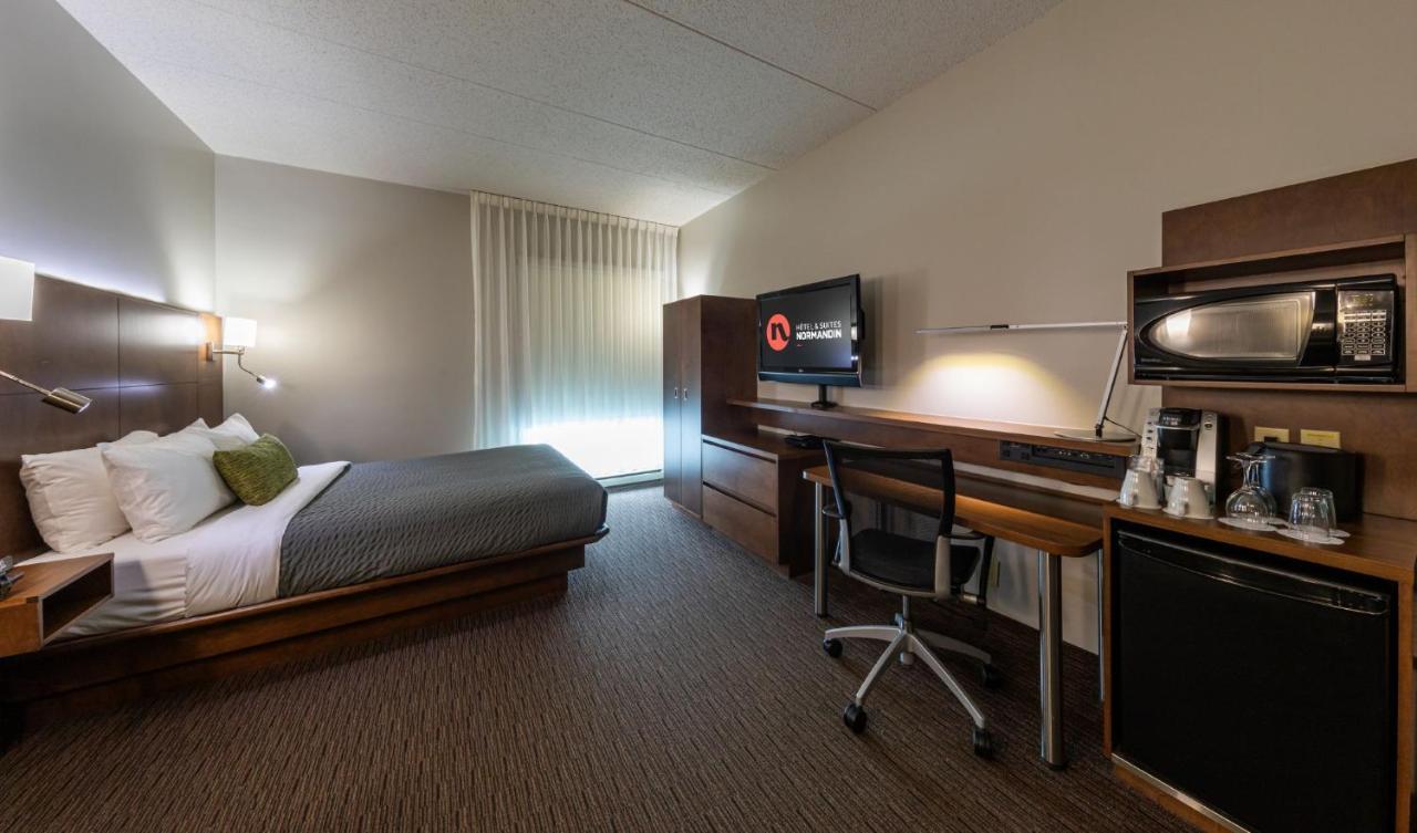 Hotel & Suites Normandin Quebec Bagian luar foto