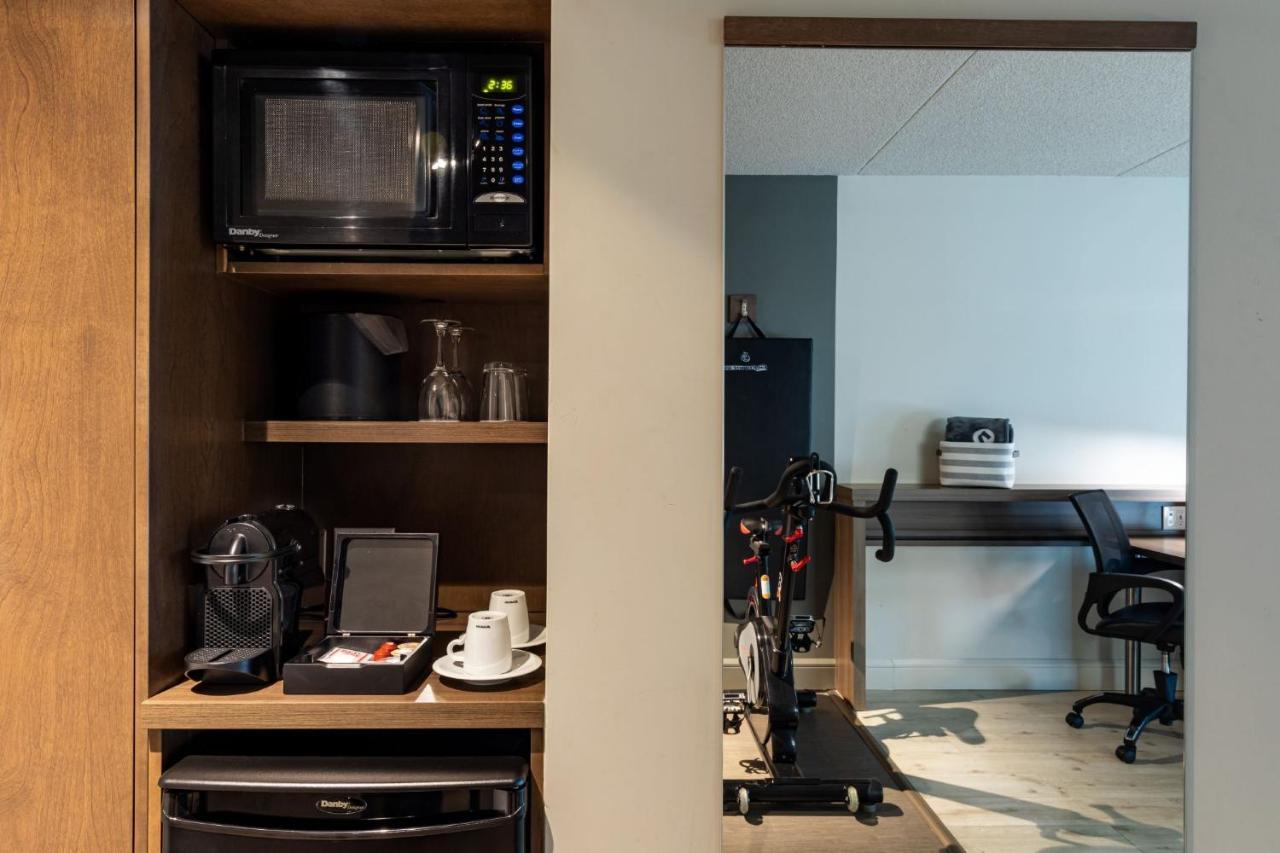 Hotel & Suites Normandin Quebec Bagian luar foto