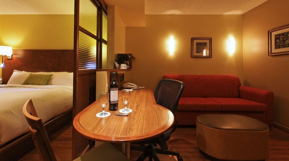 Hotel & Suites Normandin Quebec Bagian luar foto